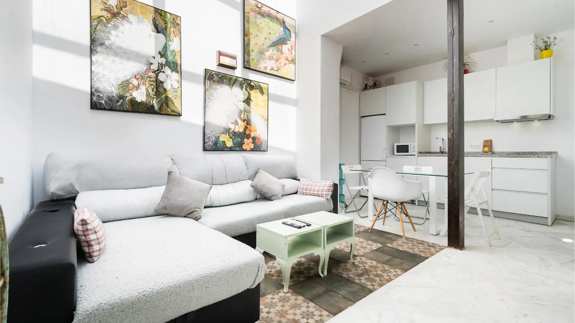 Penthouse Con Terraza- 2D 2B- Triana Apartment Seville 0*,